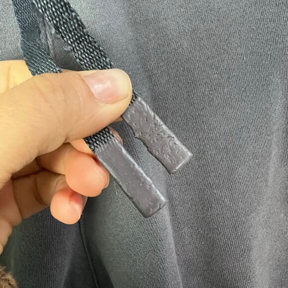 Lululemon Women's Sweat Jogger pant Size 4 - Picture 3 of 10